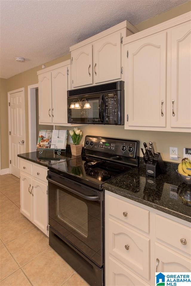 757 Dividing Ridge Drive, Unit 8 Birmingham, AL 35244 - Photo 19 of 44