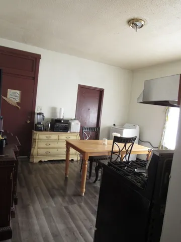 $270,000 | 5045 South Hoyne Avenue, Chicago, IL 60609