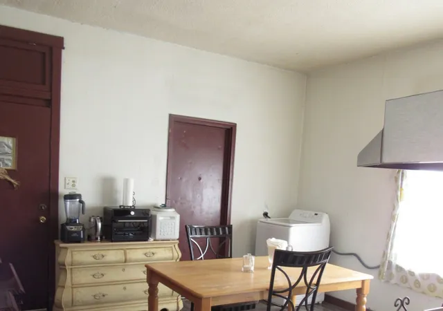 $270,000 | 5045 South Hoyne Avenue, Chicago, IL 60609