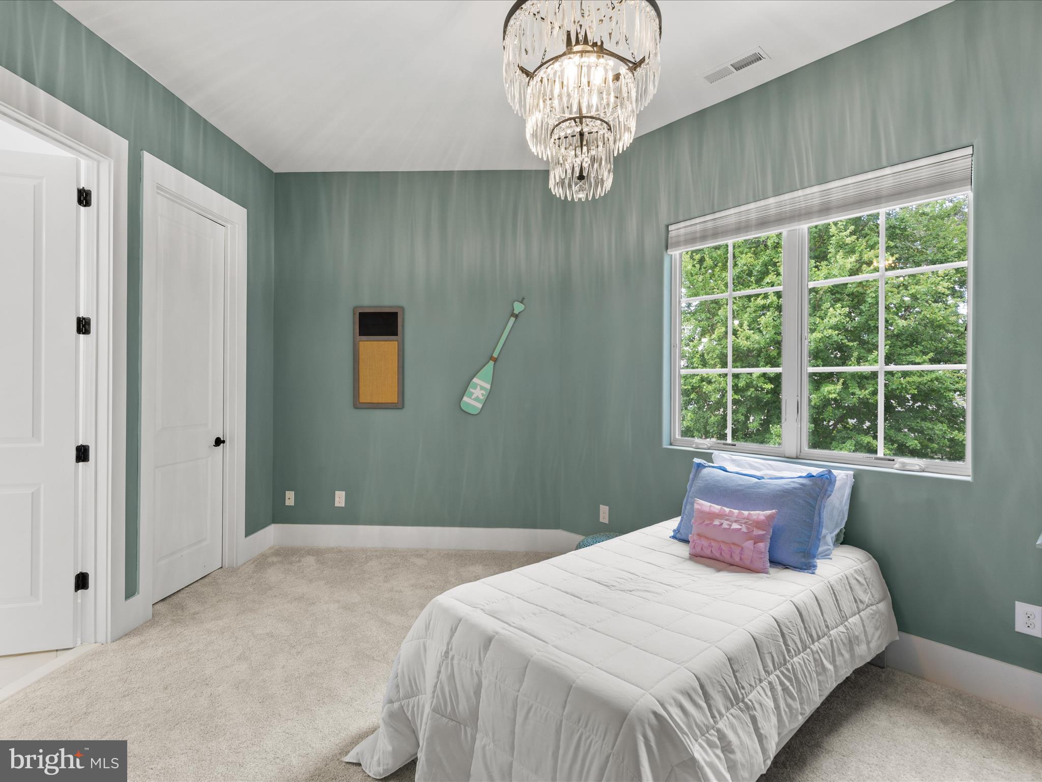 35567 Peregrine Road Lewes, DE 19958 - Photo 53 of 81 2nd floor guest room with walk-in closet