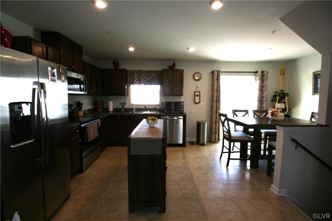 2036 Alex Road Easton, PA 18040 - Photo 13 of 38 Gallery Image 13