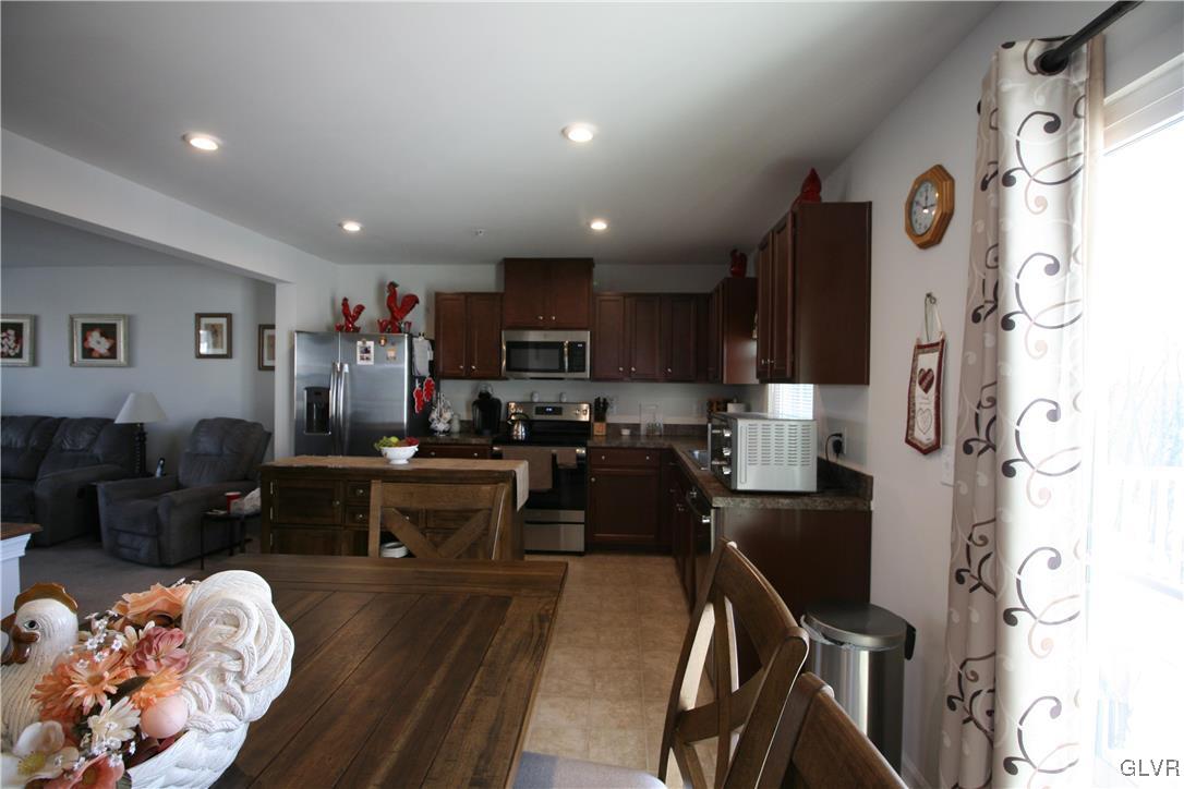 2036 Alex Road Easton, PA 18040 - Photo 14 of 38 Gallery Image 14