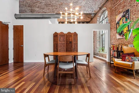 $599,000 | 105 South 12th Street, Unit 302, Philadelphia, PA 19107