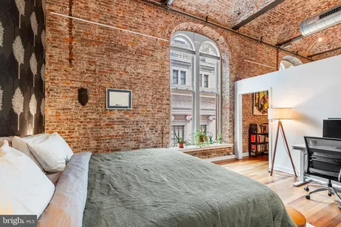 $599,000 | 105 South 12th Street, Unit 302, Philadelphia, PA 19107