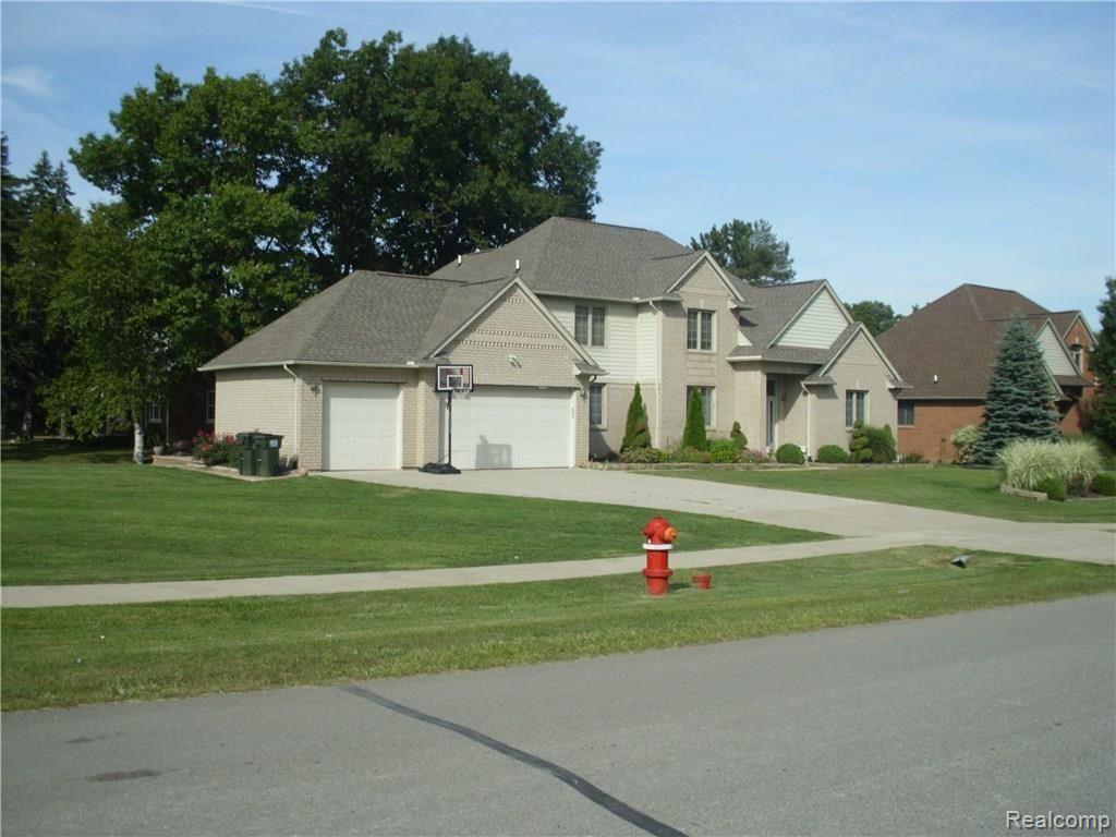 3303 Hazelton Avenue Rochester, MI 48307 - Photo 2 of 53 DSCI5622.JPG