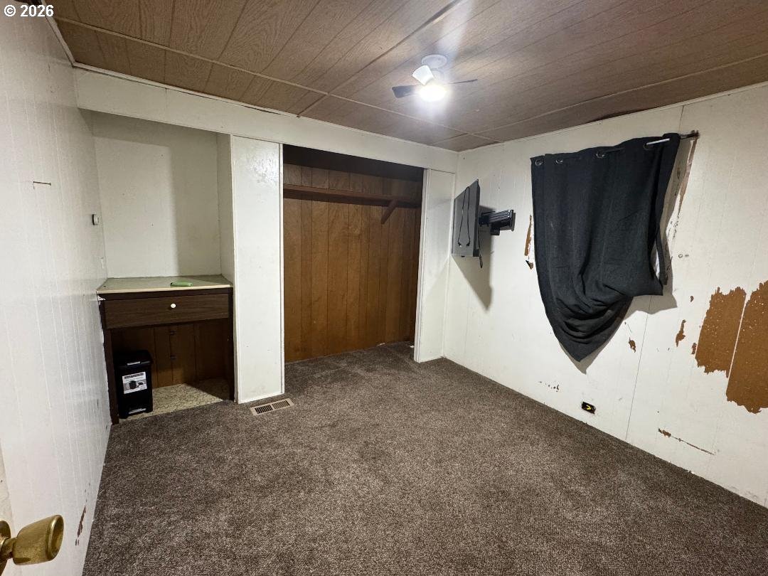 5000 Northeast Stephens Street, Unit 2 Roseburg, OR 97470 - Photo 7 of 23 a view of a storage & utility room