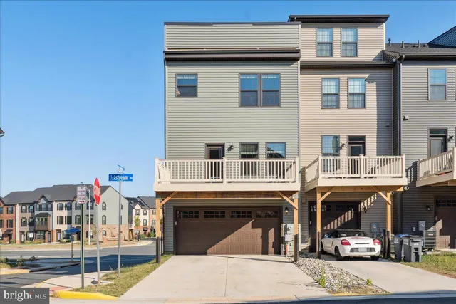 $4,200 | 14032 Sunrise Valley Drive, Herndon, VA 20171