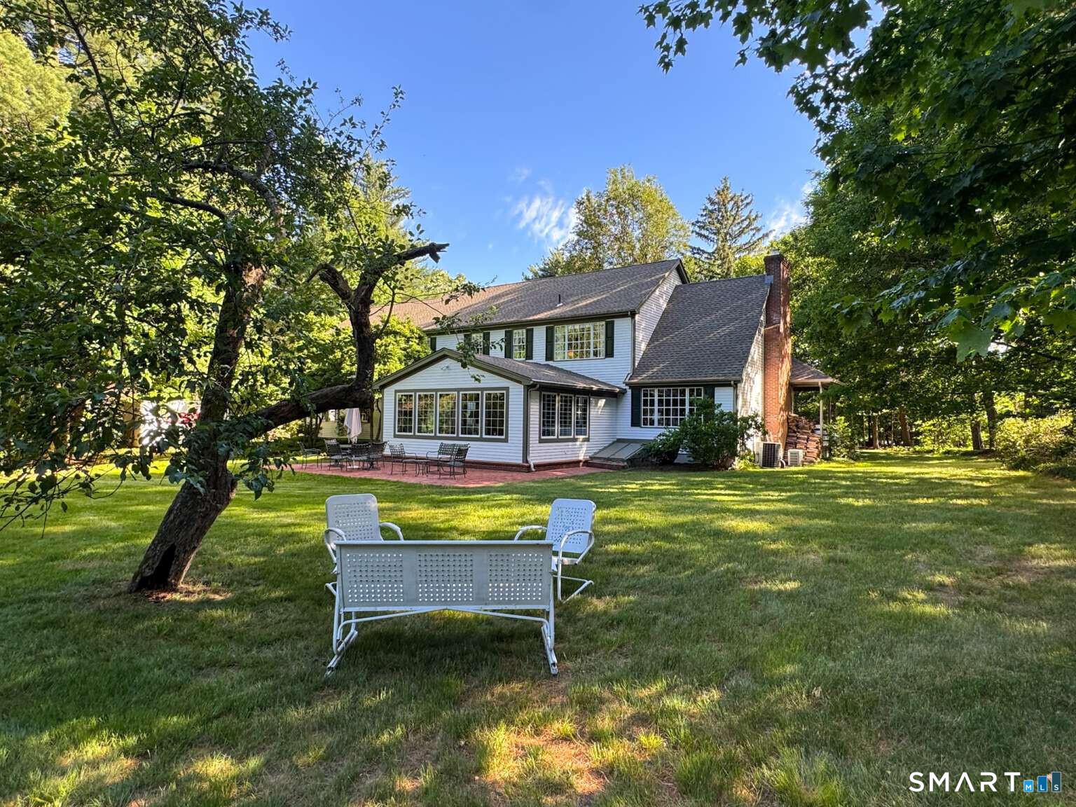 276 Stratton Brook Road Simsbury, CT 06092 - Photo 4 of 40