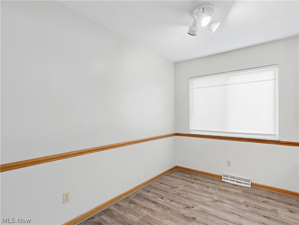 3751 Kent Road Stow, OH 44224 - Photo 10 of 23