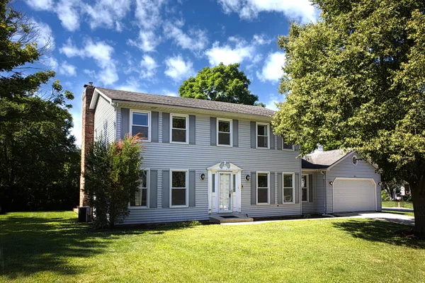$4,000 | 2711 Valley Forge Road, Lisle, IL 60532