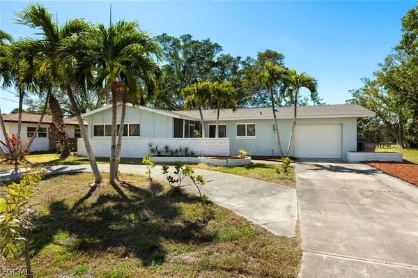 $2,099 | 5738 Southwest 1st Court, Cape Coral, FL 33914