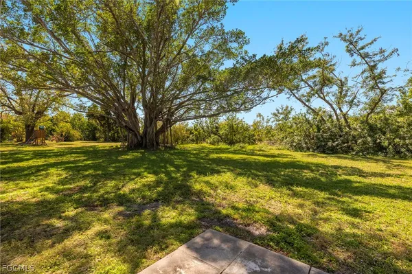 $2,099 | 5738 Southwest 1st Court, Cape Coral, FL 33914