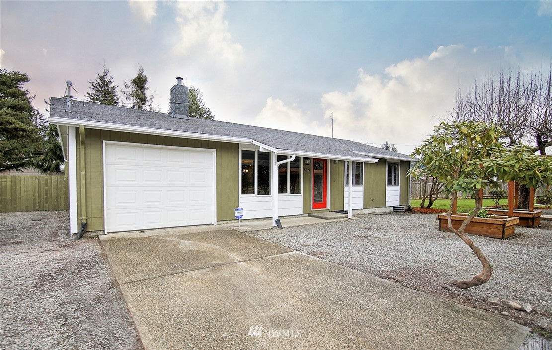 8619 Riverside Road East Sumner, WA 98390 - Photo 2 of 14