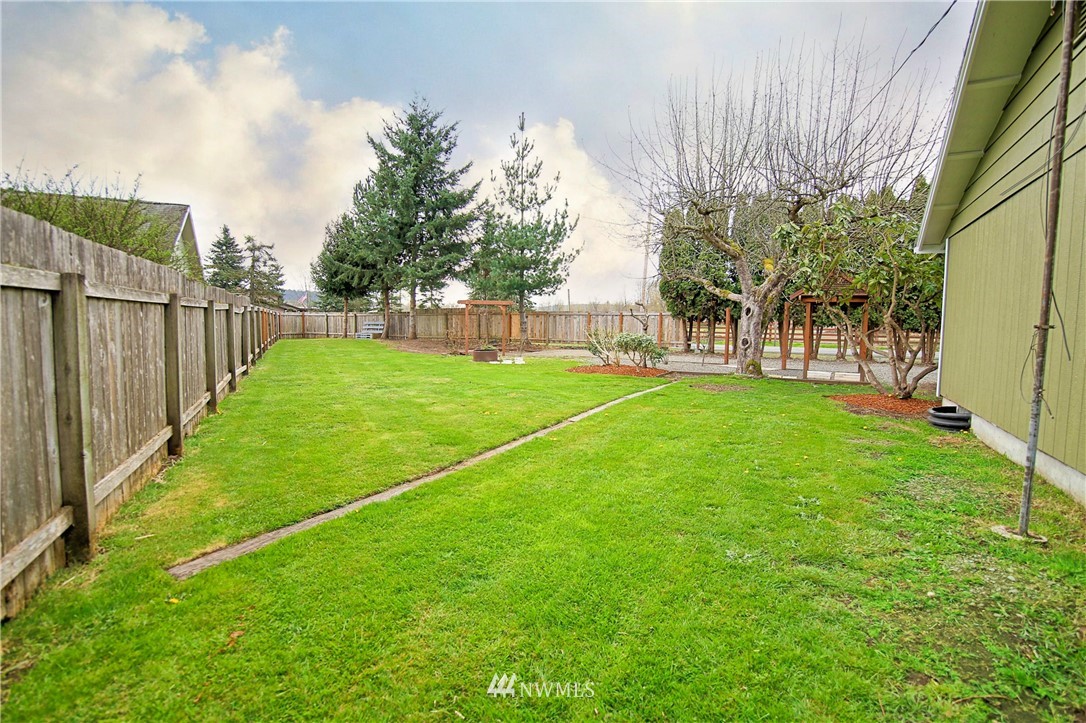 8619 Riverside Road East Sumner, WA 98390 - Photo 13 of 14