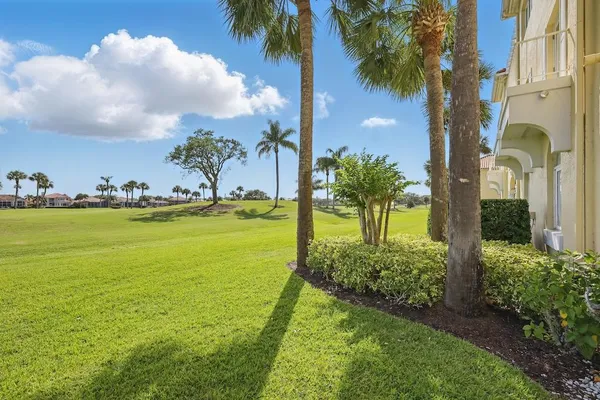 $3,000 | 5035 Harmony Circle, Unit 102, Vero Beach, FL 32967