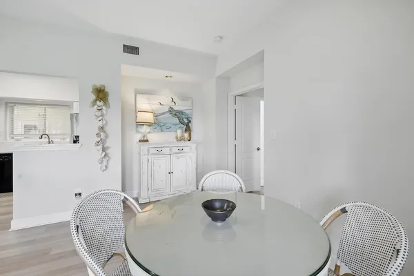 $3,000 | 5035 Harmony Circle, Unit 102, Vero Beach, FL 32967