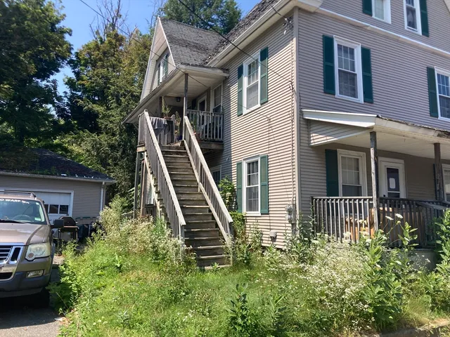 $160,000 | 8-10 Aspen Street, Ware, MA 01082