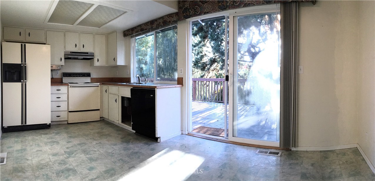 4118 Southeast 1st Place Renton, WA 98059 - Photo 4 of 15
