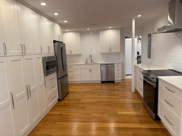 $3,800 | 82 Lancaster Terrace, Unit 2, Brookline, MA 02446