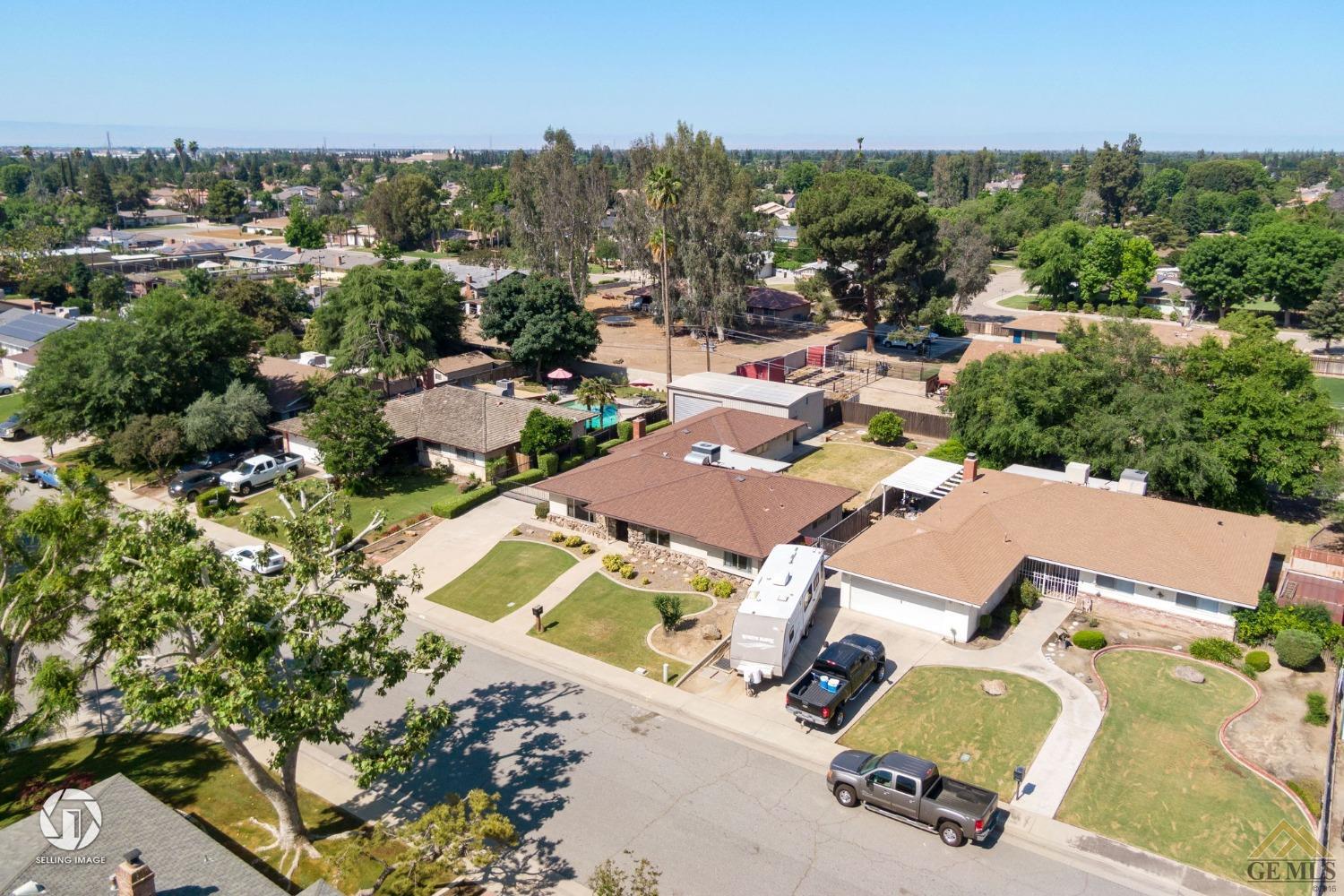 Undisclosed Address Bakersfield, CA 93308 - Photo 42 of 45 an aerial view of a swimming pool and mountain view