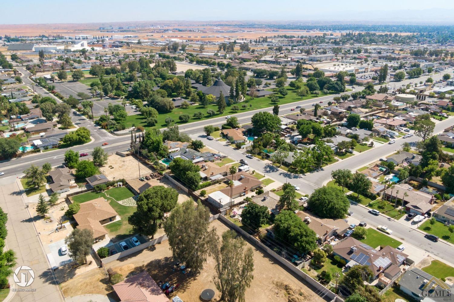 Undisclosed Address Bakersfield, CA 93308 - Photo 43 of 45 a view of a city