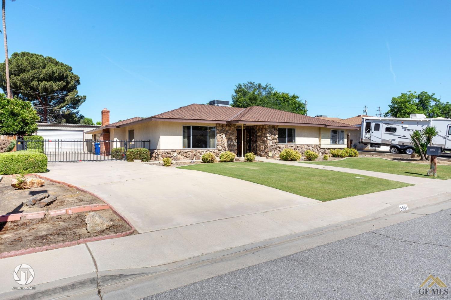 Undisclosed Address Bakersfield, CA 93308 - Photo 5 of 45 a view of building with street view