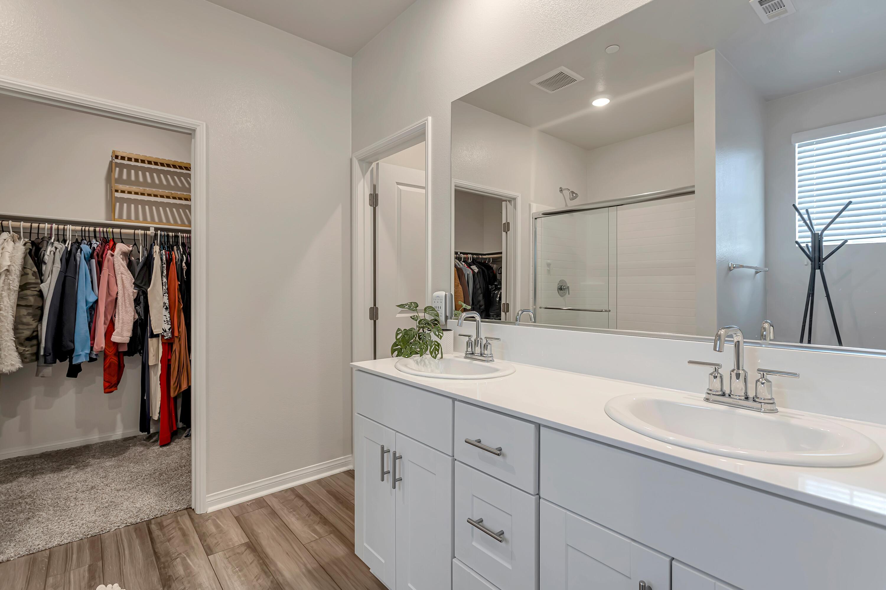 15617 Raptor Road Moreno Valley, CA 92551 - Photo 15 of 31 F8_15617RaptorRoad_042