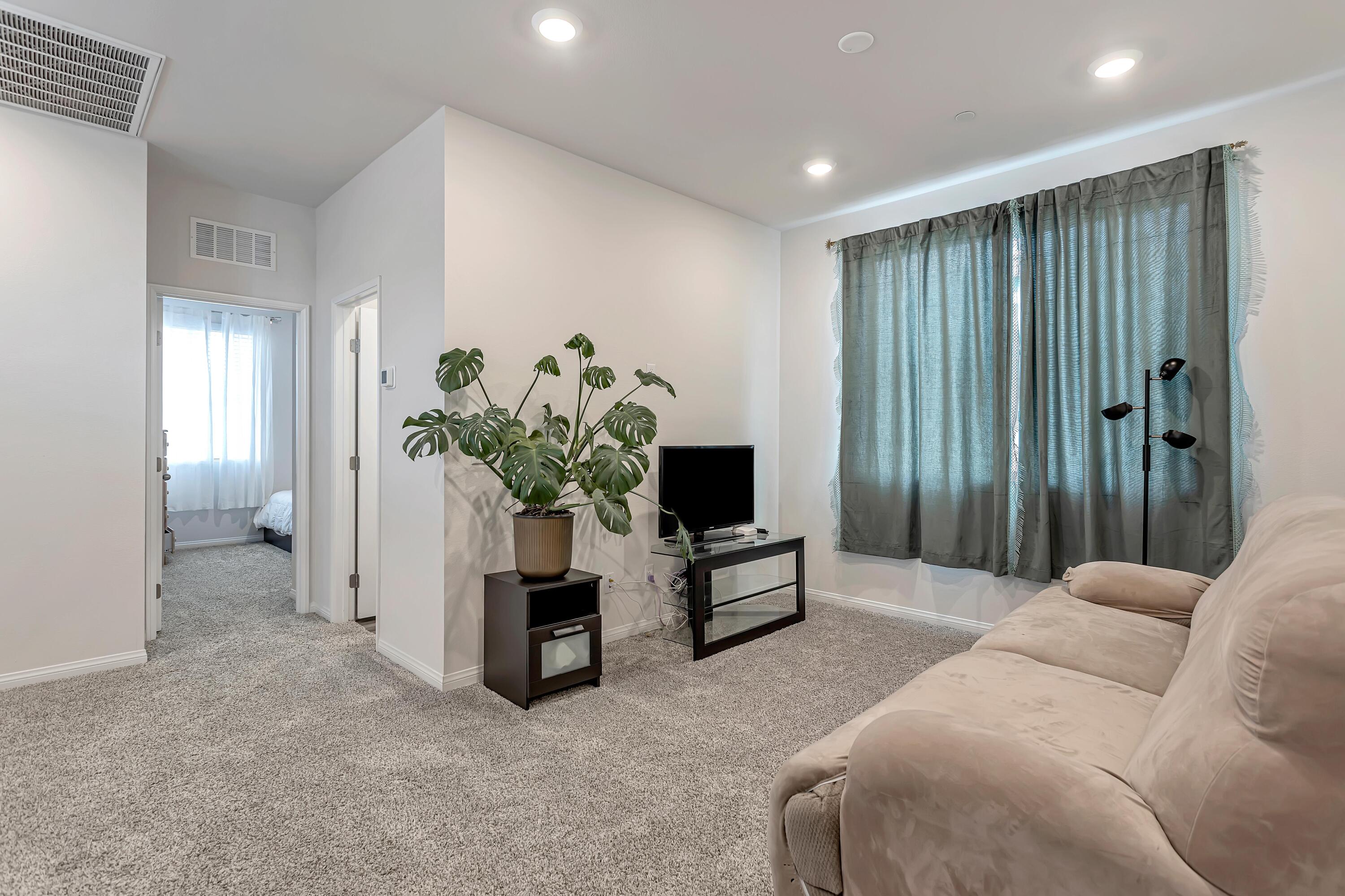 15617 Raptor Road Moreno Valley, CA 92551 - Photo 24 of 31 F8_15617RaptorRoad_024