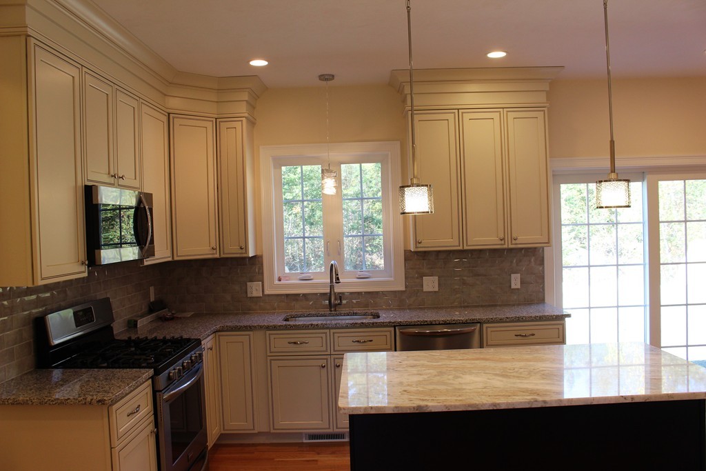 77 Field Pond Road Milford, MA 01757 - Photo 11 of 30 Gallery Image 11