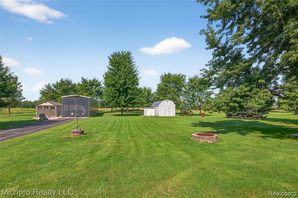 4411 Breen Road Emmett, MI 48022 - Photo 25 of 43