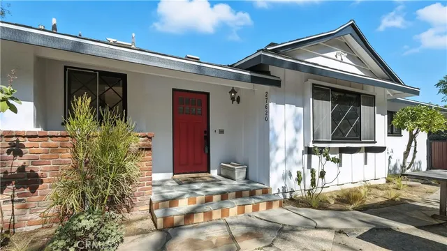 a view of a entryway front of house