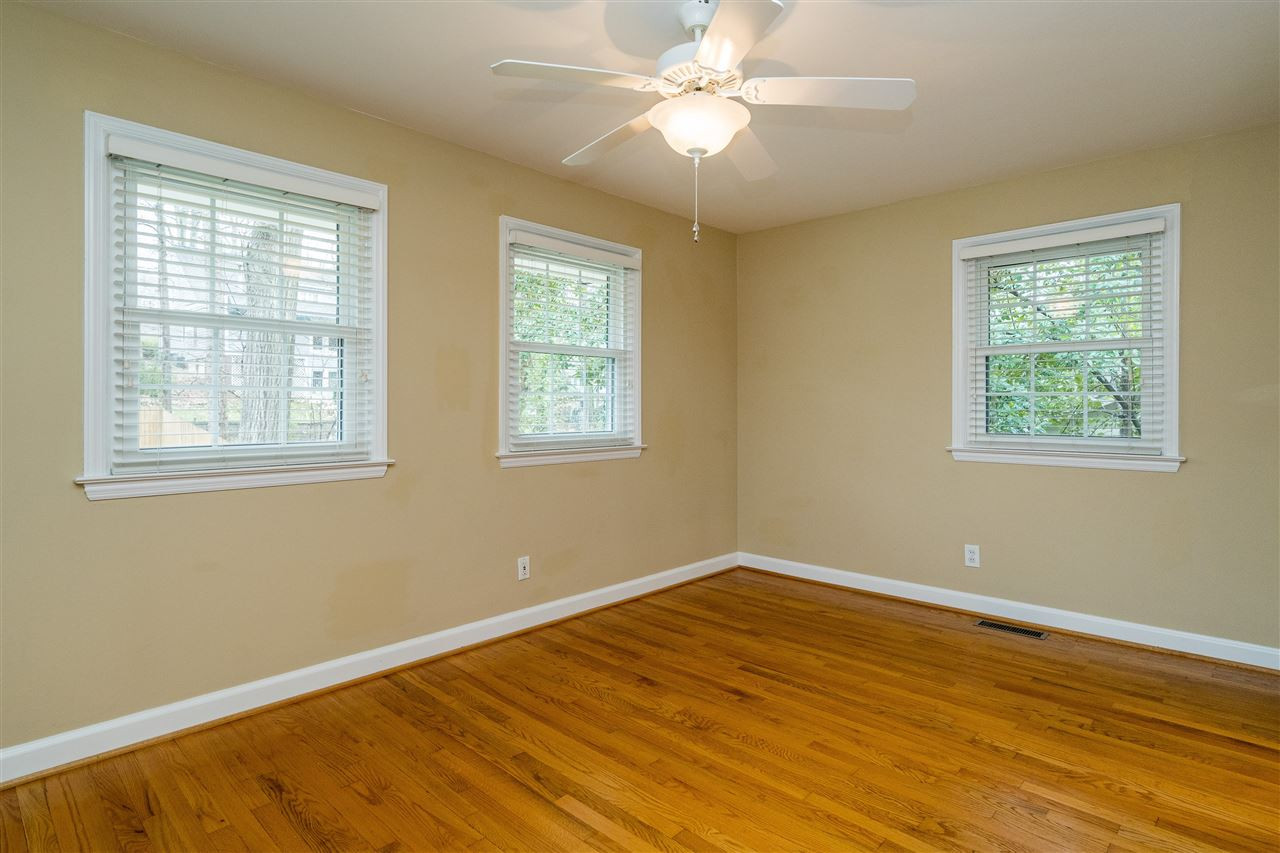 1901 Manuel Street Raleigh, NC 27612 - Photo 14 of 26 Photo 14