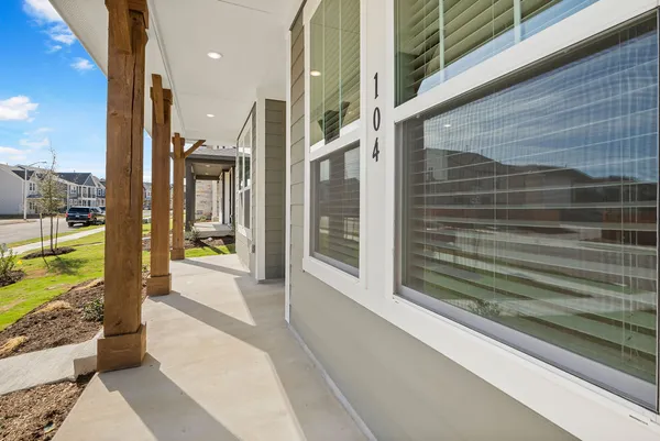 $2,100 | 104 Woodrow Lane, Liberty Hill, TX 78642