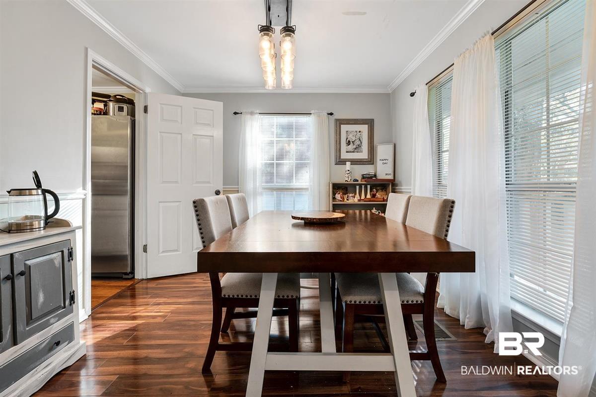 1920 Foxfire Road Mobile, AL 36618 - Photo 4 of 28