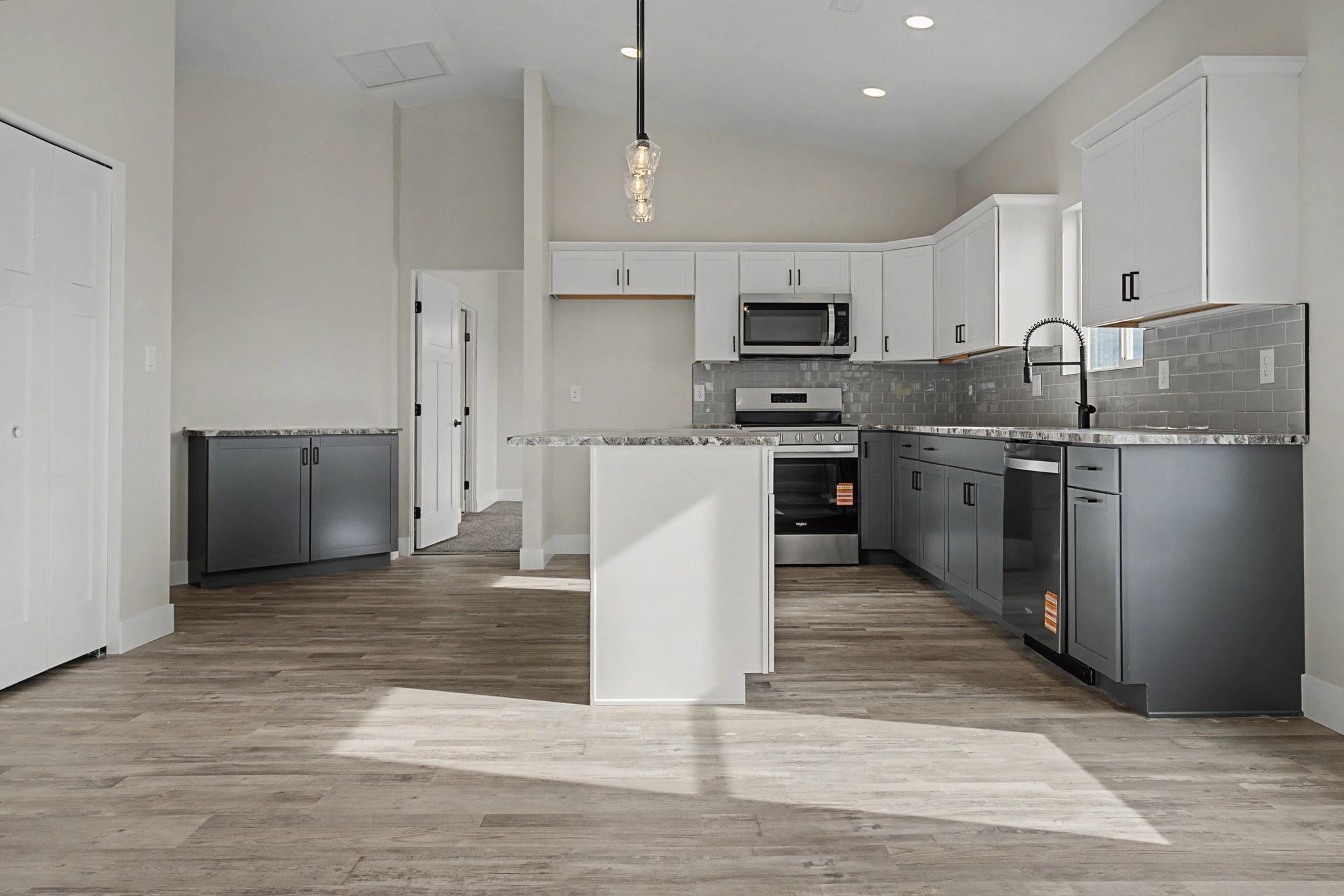 3307 Swan View Clifton, CO 81520 - Photo 11 of 36