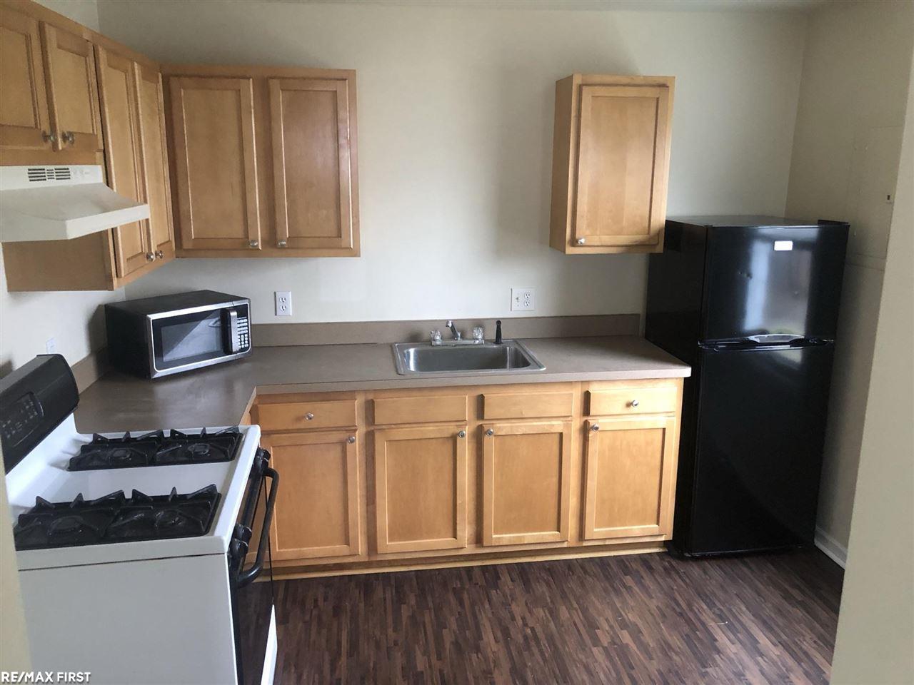 25189 Hayes Road Warren, MI 48089 - Photo 11 of 12