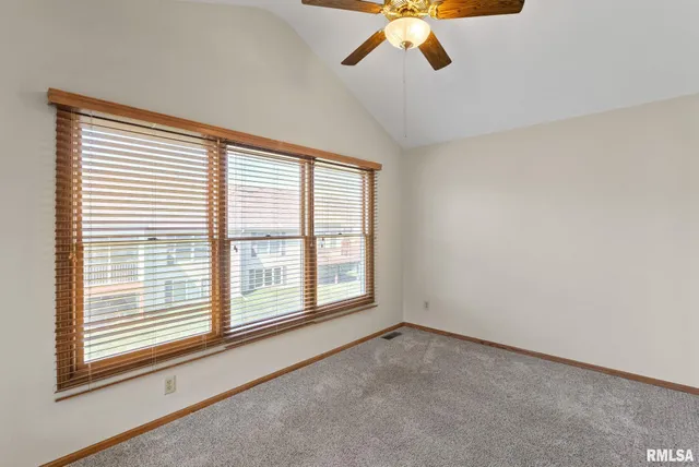 $315,000 | 802 Falcon Drive, Le Claire, IA 52753