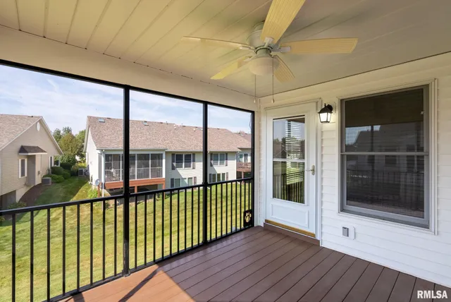 $315,000 | 802 Falcon Drive, Le Claire, IA 52753