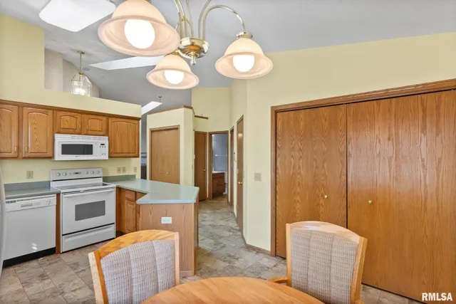 $315,000 | 802 Falcon Drive, Le Claire, IA 52753