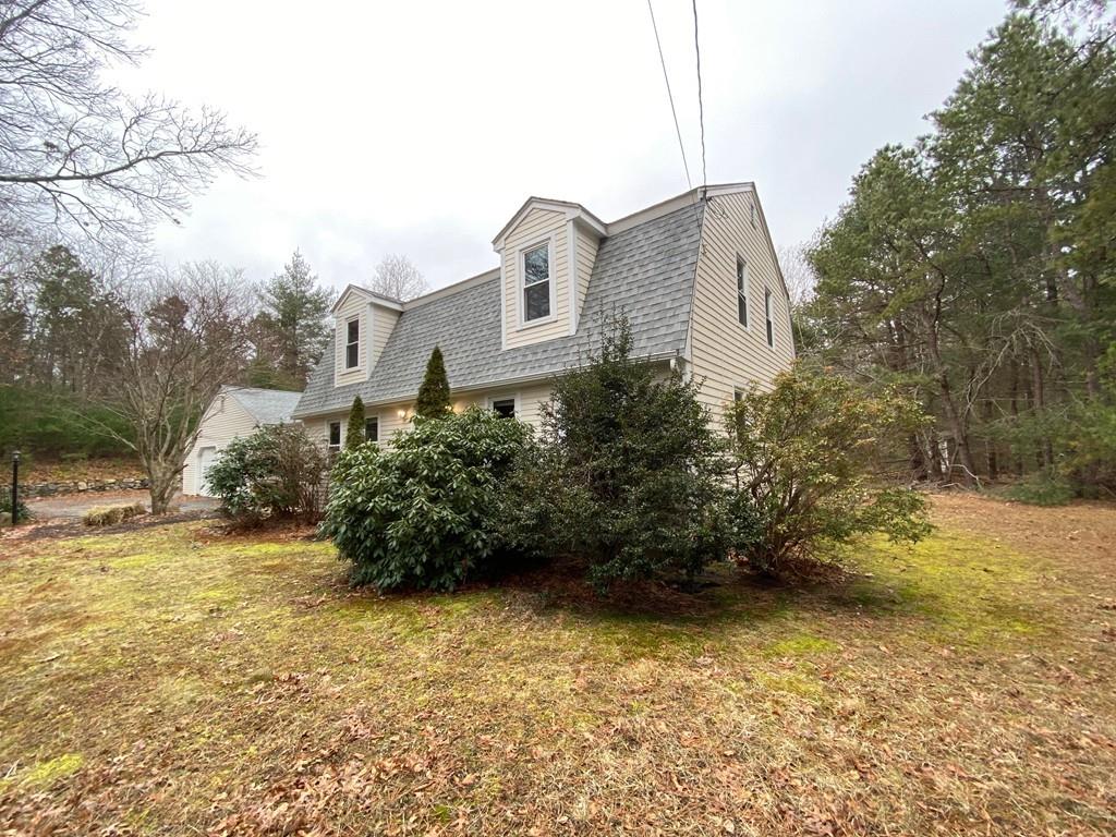 76 Jordan Road Plymouth, MA 02360 - Photo 3 of 16 Gallery Image 3