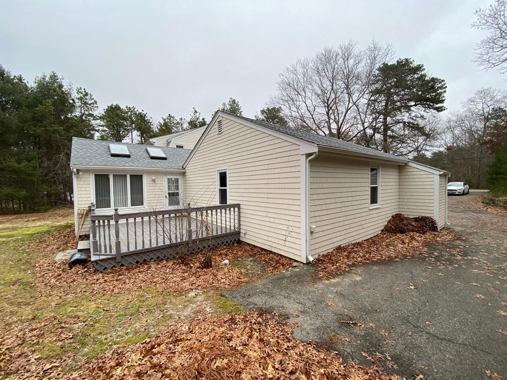 76 Jordan Road Plymouth, MA 02360 - Photo 5 of 16 Gallery Image 5
