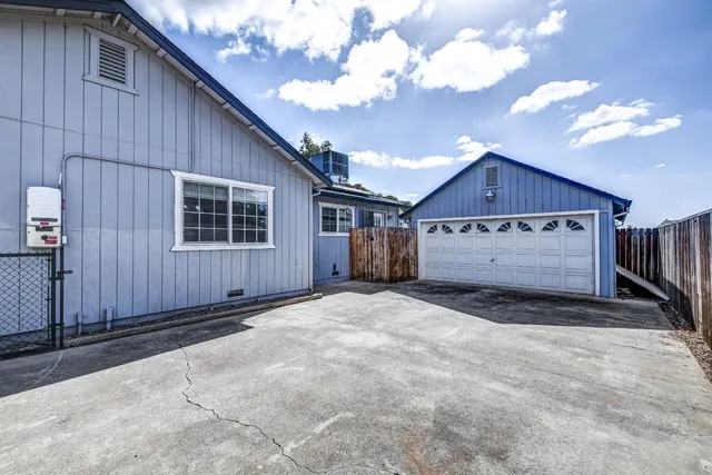 $698,000 | 5712 East Jahant Road, Galt, CA 95632