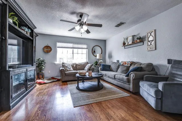 $698,000 | 5712 East Jahant Road, Galt, CA 95632