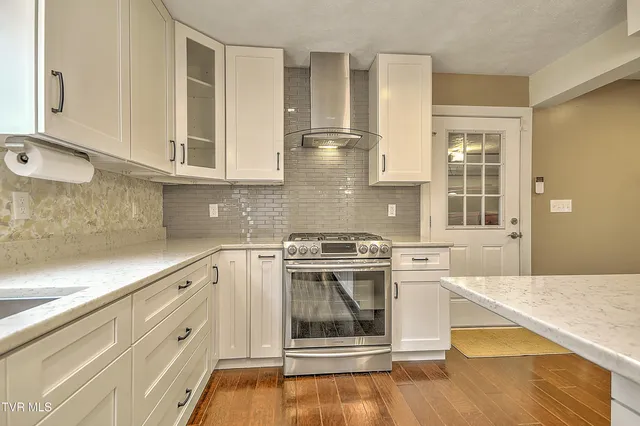 $439,900 | 22097 Strada Circle, Bristol, VA 24202