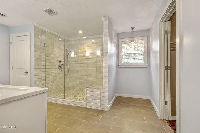 $439,900 | 22097 Strada Circle, Bristol, VA 24202