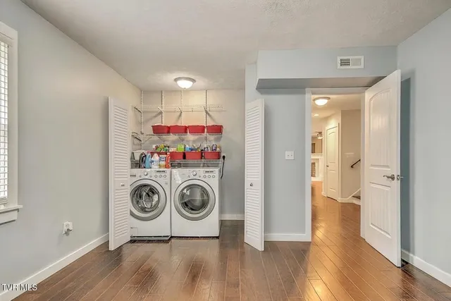 $439,900 | 22097 Strada Circle, Bristol, VA 24202