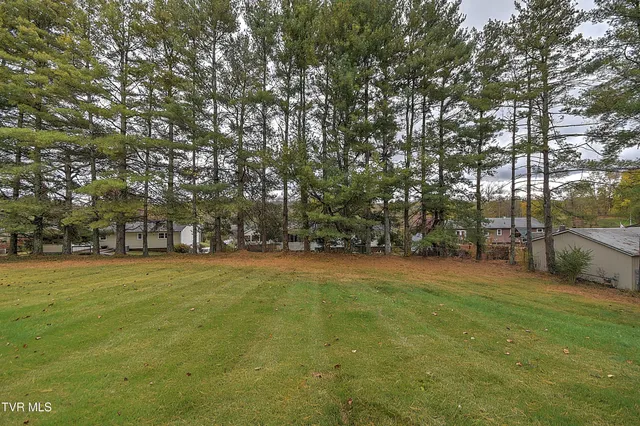 $439,900 | 22097 Strada Circle, Bristol, VA 24202