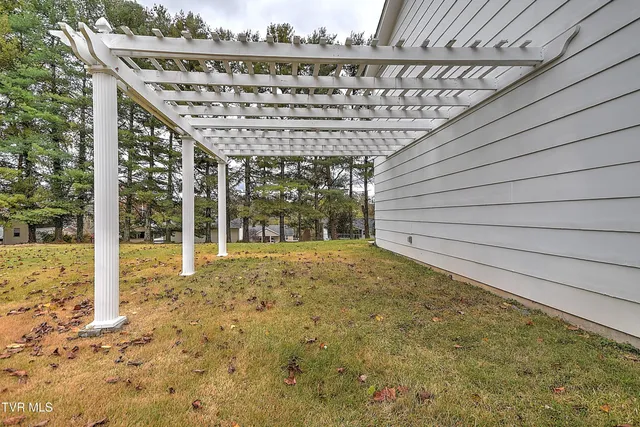 $439,900 | 22097 Strada Circle, Bristol, VA 24202