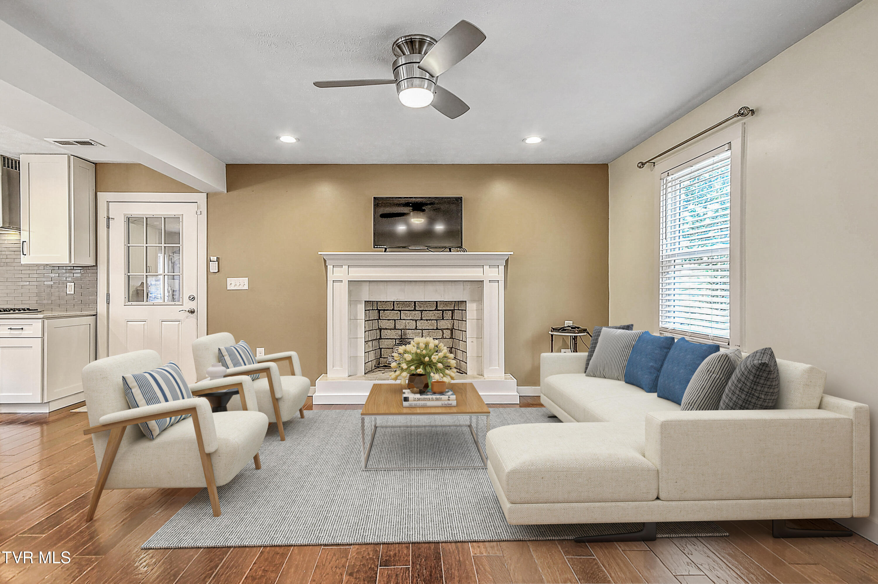 22097 Strada Circle Bristol, VA 24202 - Photo 8 of 64 image00004