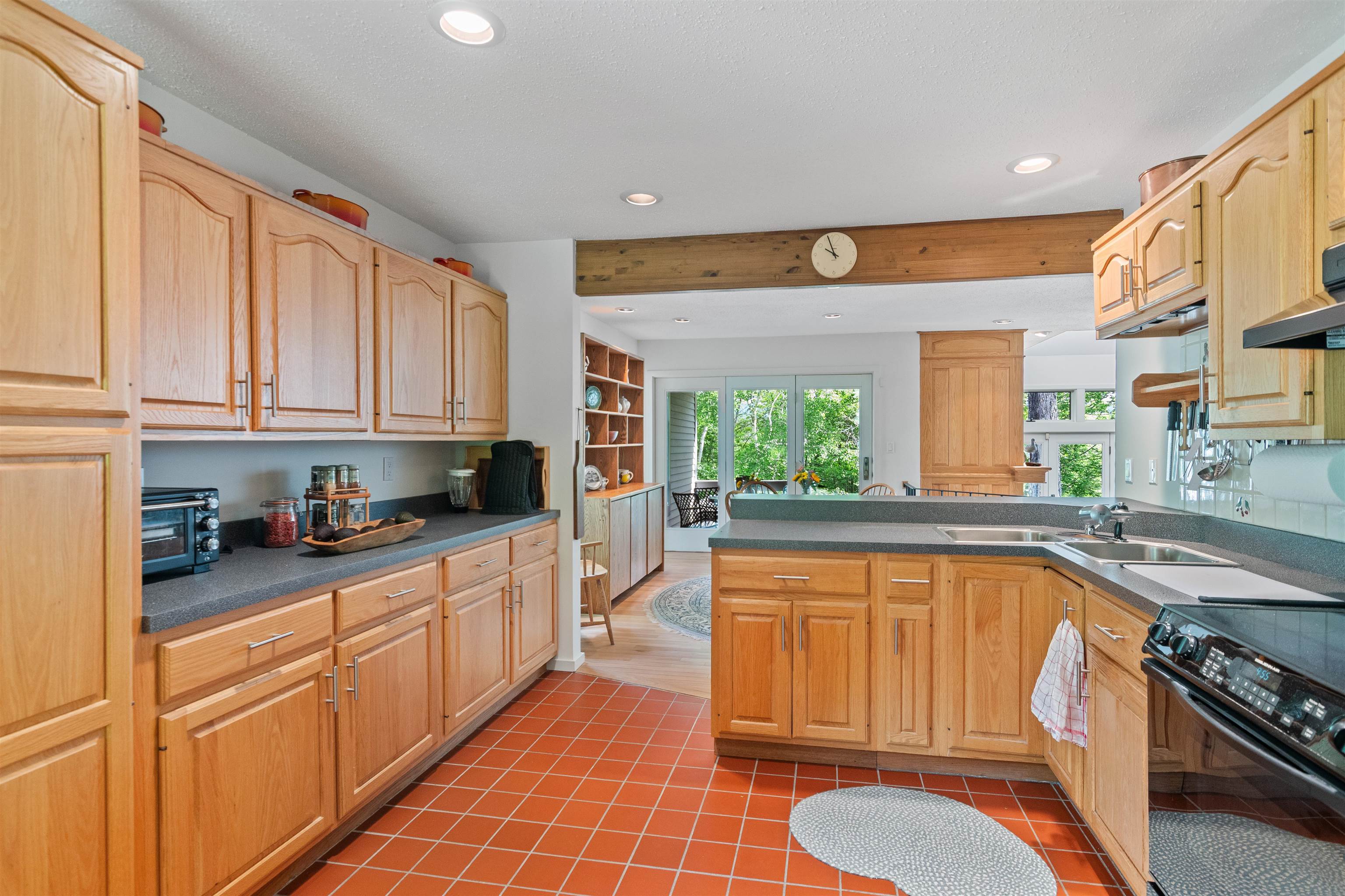 982 Brook Road, Unit 4 Stowe, VT 05672 - Photo 20 of 56